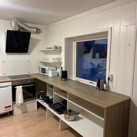 Lun بيت شباب *