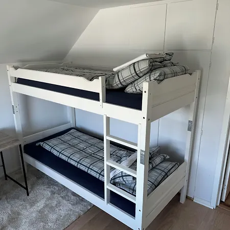 بيت شباب Lun *